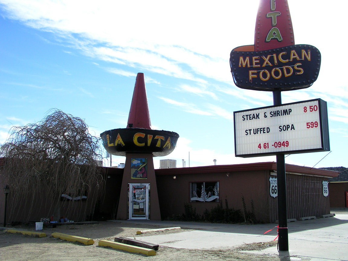 PHOTO GALLERY EIGHTEEN ON THE ROAD NEW MEXICOTUCUMCARI.